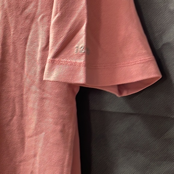 Izod Pull Over Short Sleeve  Button Shirt - Picture 7 of 7